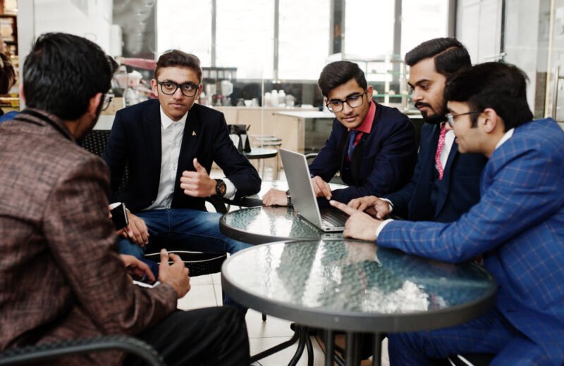How to Pitch Your Startup Idea to Investors